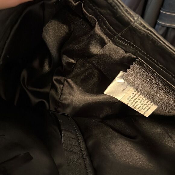 Betty Barclay Black Italian Leather High Waist Pants Size 8-10 see measurements - Picture 15 of 15